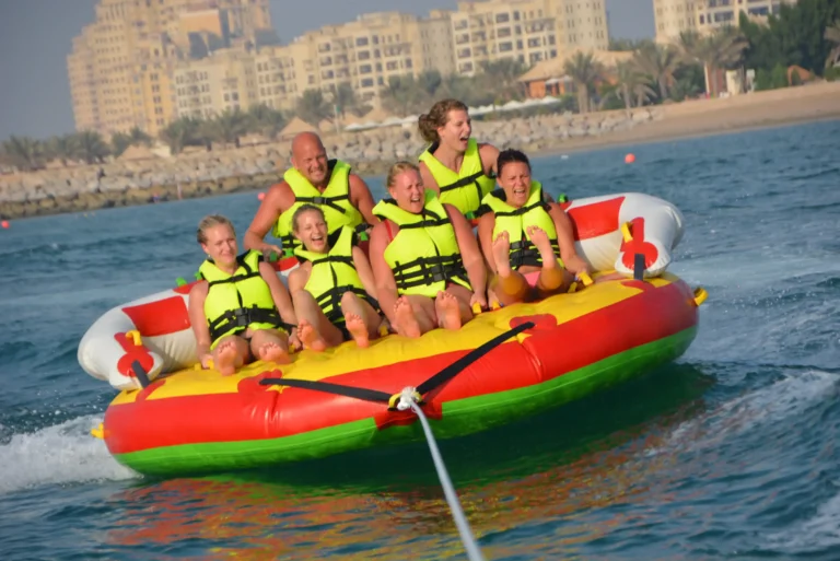 donut water ride dubai