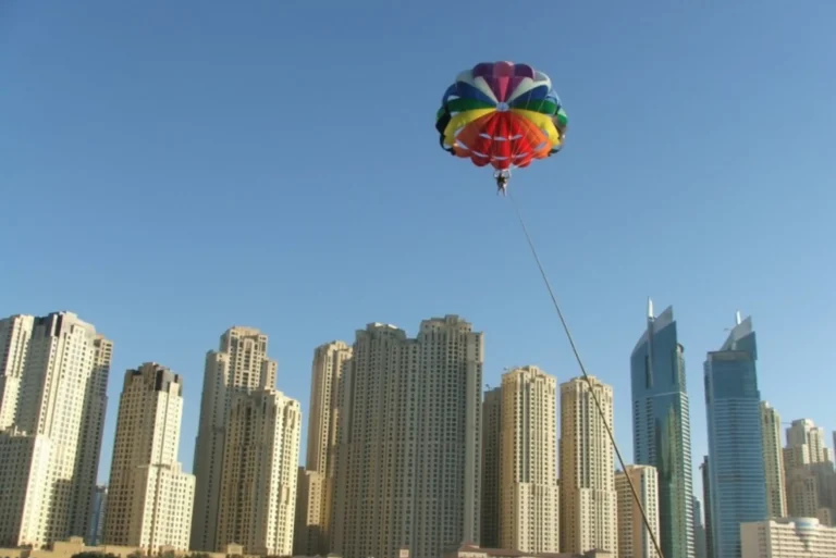 parasailing in dubai 1